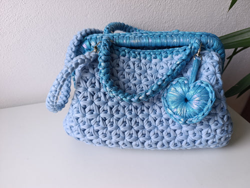 Borsa modello Petalia azzurro - Uncinetto fatto a mano